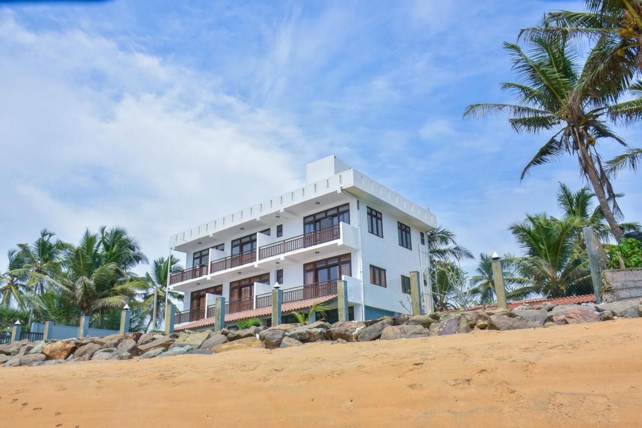 Arrow Beach Resort Boossa Luaran gambar