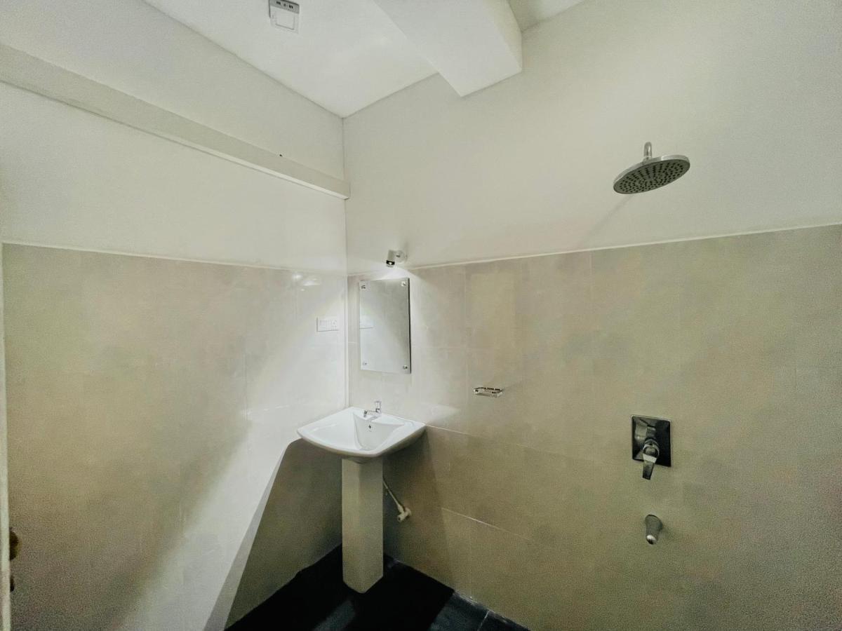 Arrow Beach Resort Boossa Luaran gambar