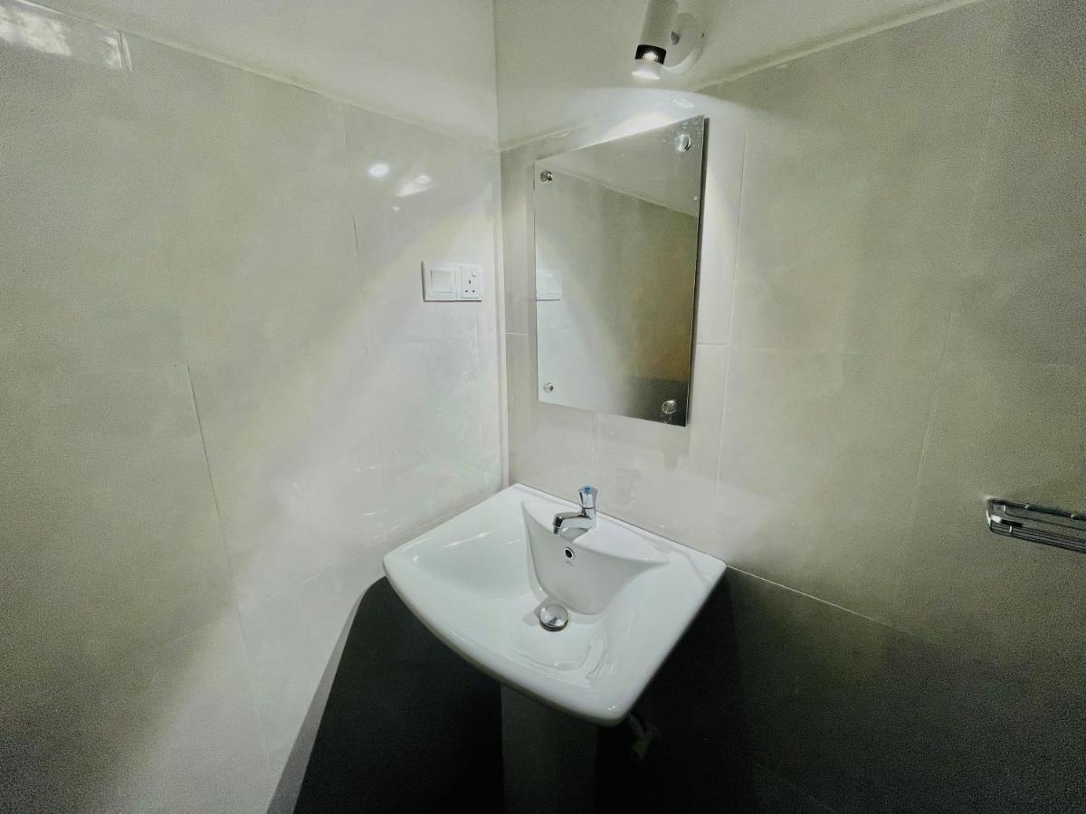 Arrow Beach Resort Boossa Luaran gambar